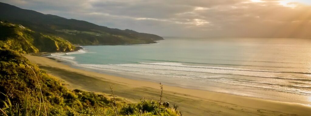 3 Best Free Things To Do in Raglan New Zealand - Ruhls of the Road